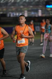 BIB: 21125
                            <button type="button" onclick="openModal(21063991)" class="btn btn-primary btn-sm float-right btn-popup" data-toggle="modal" data-target=".modal-high-quality">
                        <i class="fas fa-shopping-cart"></i> Add to Cart
                    </button>
                                            <button type="button" onclick="isThisMe(21063991, true)" class="btn btn-success btn-sm float-right btn-popup btn-isme hidden" data-toggle="tooltip" data-placement="bottom" title="นี่คือรูปของคุณใช่ไหม คลิกที่นี่เพื่อเอาเข้าอัลบั้ม">
                        <i class="fas fa-plus"></i> Add to album
                    </button>
                    <button type="button" onclick="isThisMe(21063991, false)" class="btn btn-warning btn-sm float-right btn-popup btn-isnotme hidden">
                        <i class="fas fa-ban"></i> Remove from album
                    </button>